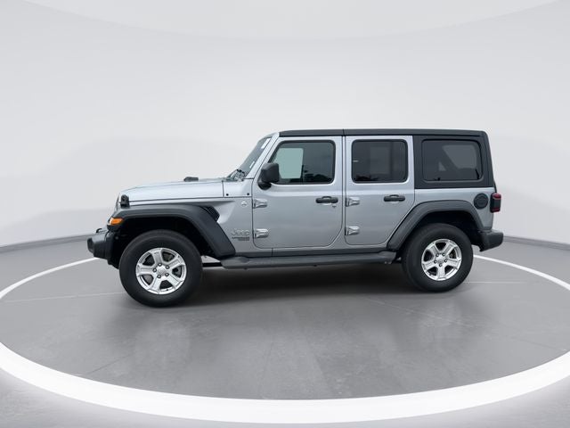 2020 Jeep Wrangler — interior view