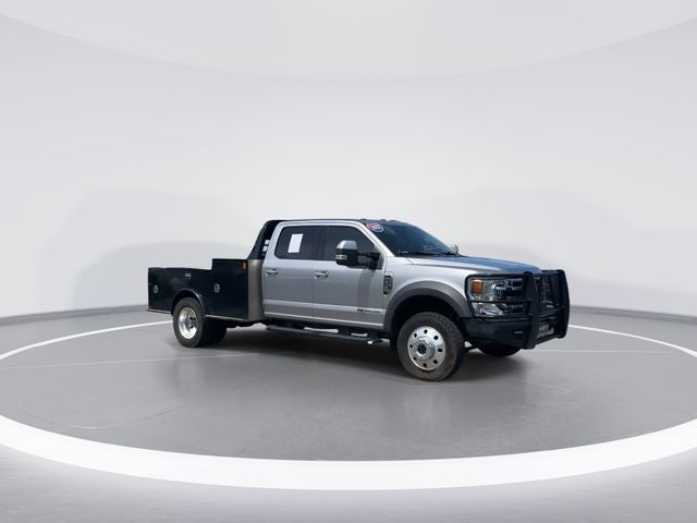 2021 Ford F-450SD Lariat DRW in Silver Metallic — front three-quarter view
