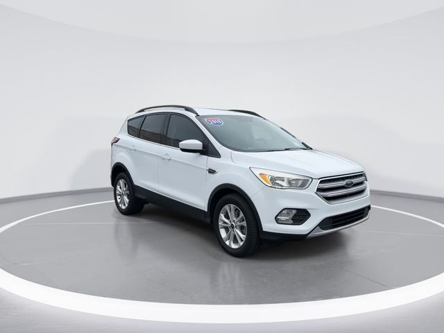 2018 Ford Escape SE in Oxford White — front three-quarter view