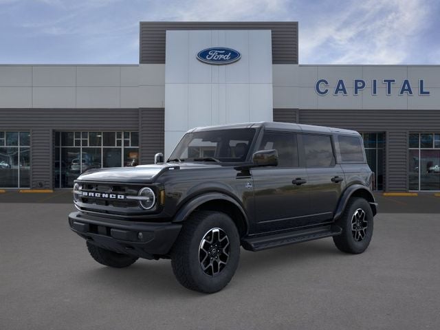 2026 Ford Bronco Outer Banks in Shadow Black — front three-quarter view