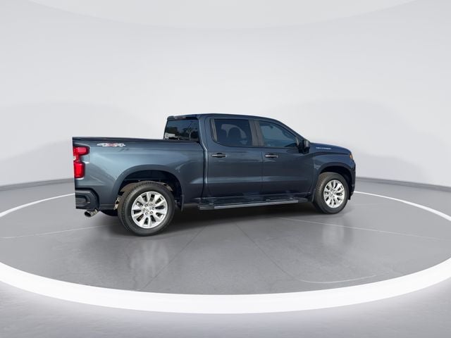 2020 Chevrolet Silverado 1500 — rear three-quarter view